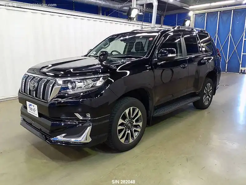 Toyota Land Cruiser Prado TX-L 2022