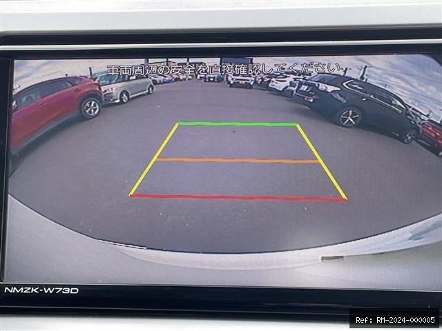Vehicle photo 16