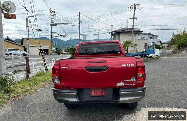 Vehicle photo 8