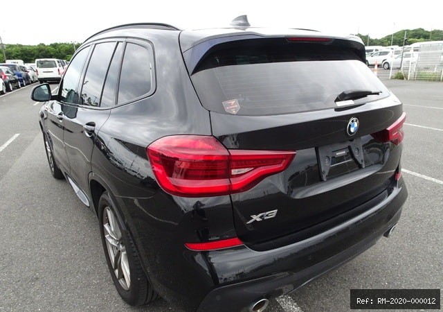 Vehicle photo 3