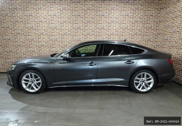 Vehicle photo 5