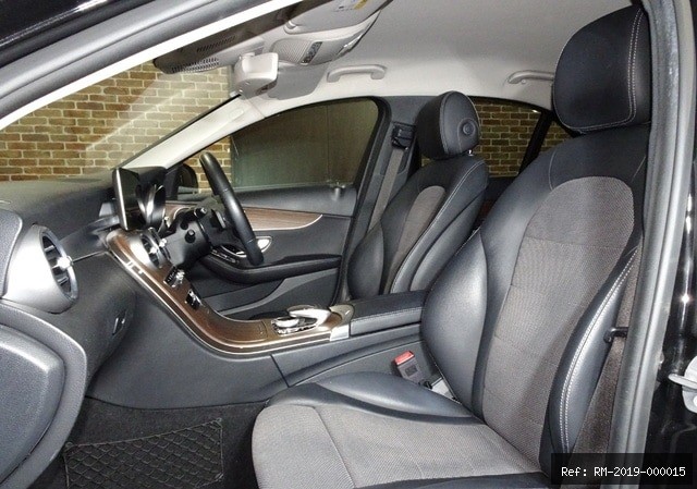 Vehicle photo 25