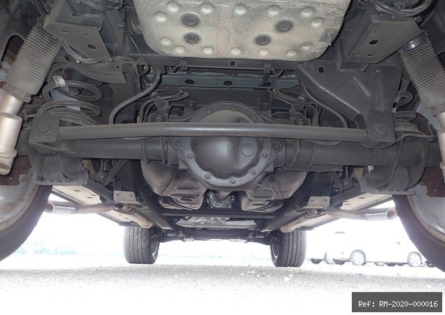 Vehicle photo 19