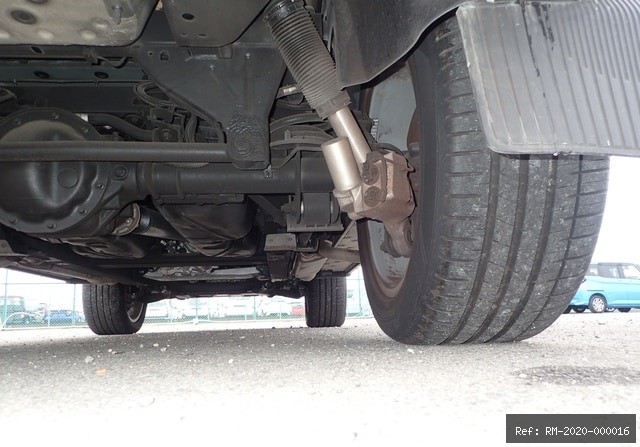 Vehicle photo 14