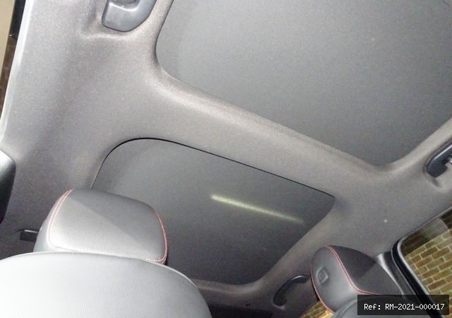 Vehicle photo 27