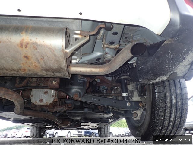 Vehicle photo 16
