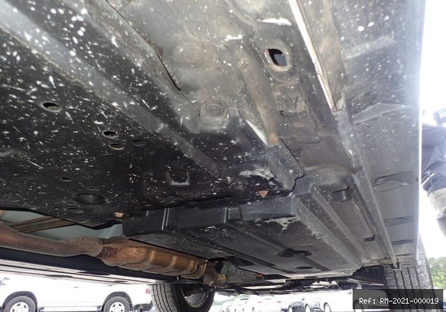 Vehicle photo 26