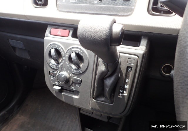 Vehicle photo 33
