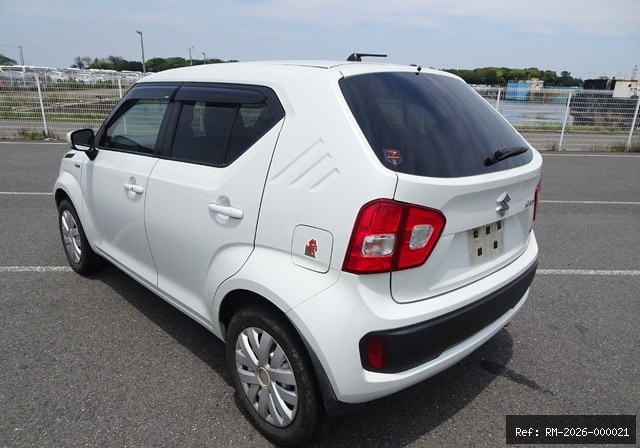 Vehicle photo 4