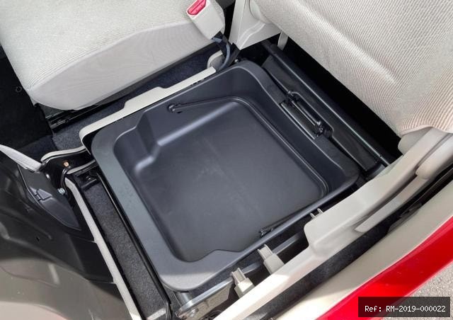 Vehicle photo 27