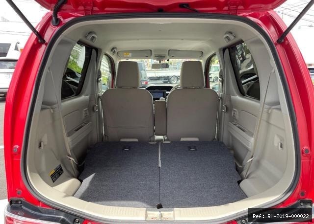 Vehicle photo 29