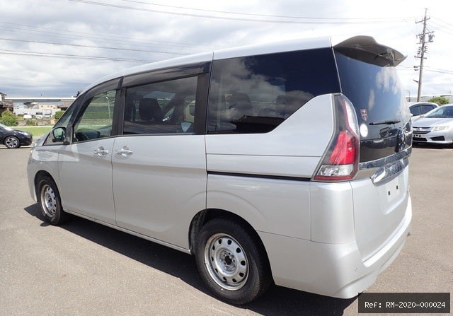 Vehicle photo 3