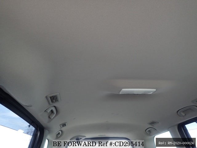 Vehicle photo 24