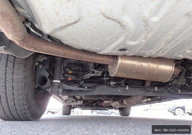 Vehicle photo 14