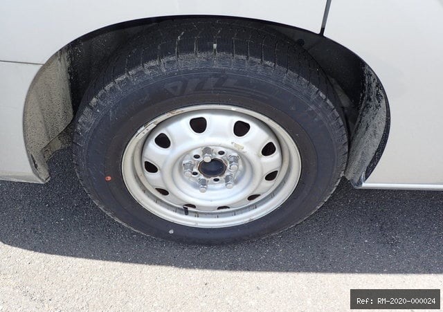 Vehicle photo 15