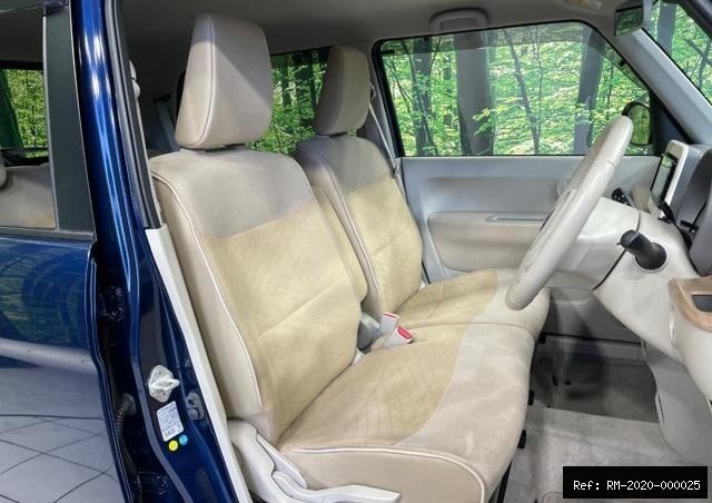 Vehicle photo 22