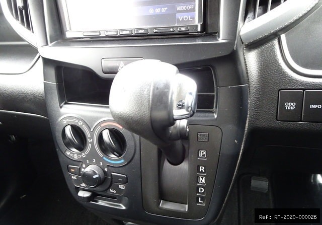 Vehicle photo 36