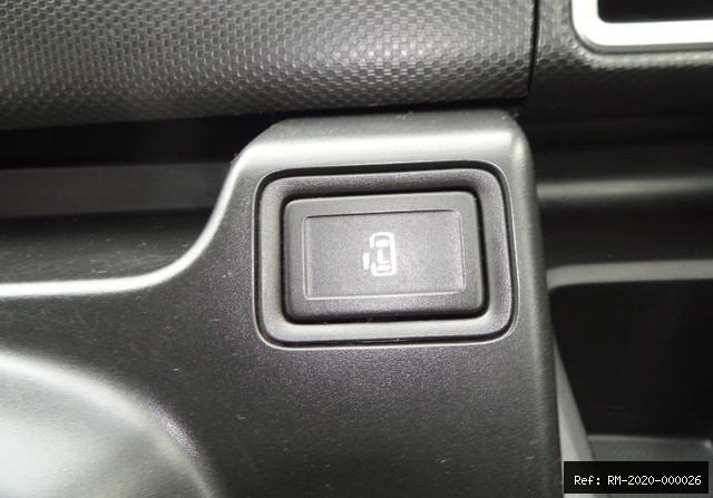 Vehicle photo 45