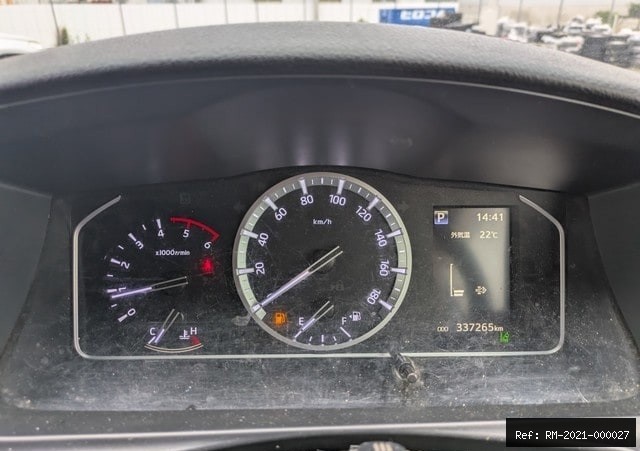 Vehicle photo 17