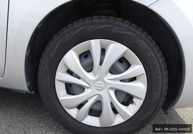 Vehicle photo 13