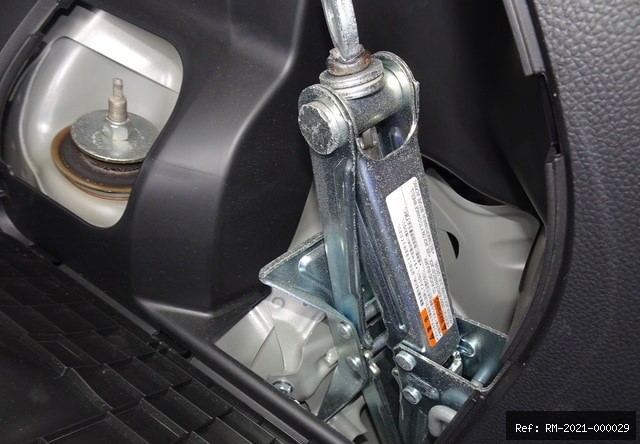 Vehicle photo 31