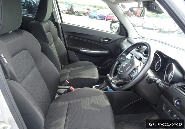 Vehicle photo 23