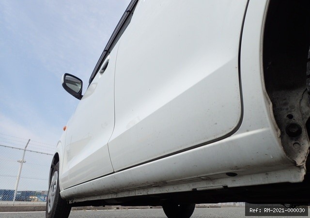 Vehicle photo 21