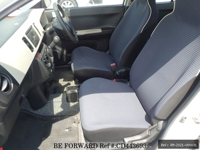 Vehicle photo 26
