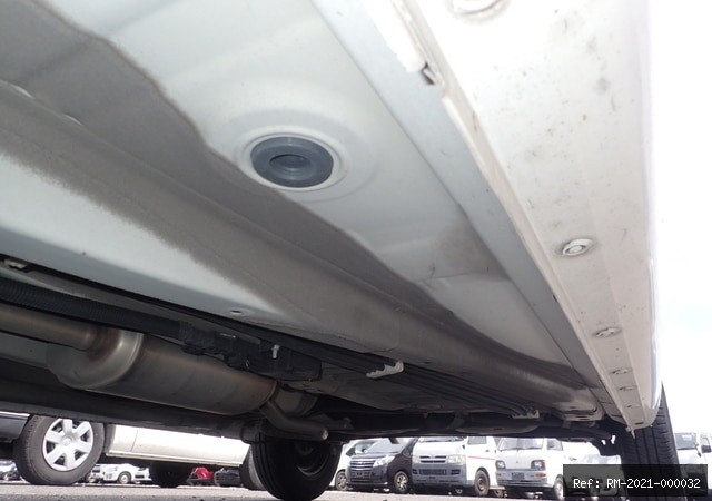 Vehicle photo 18