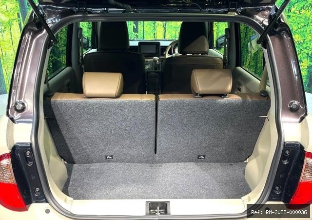 Vehicle photo 20
