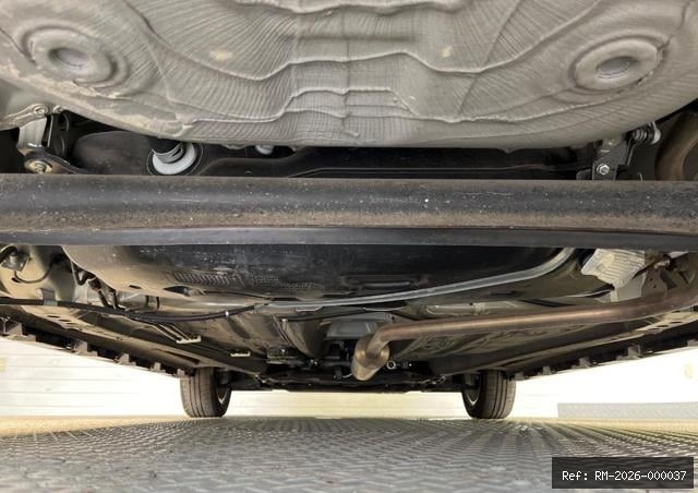 Vehicle photo 10